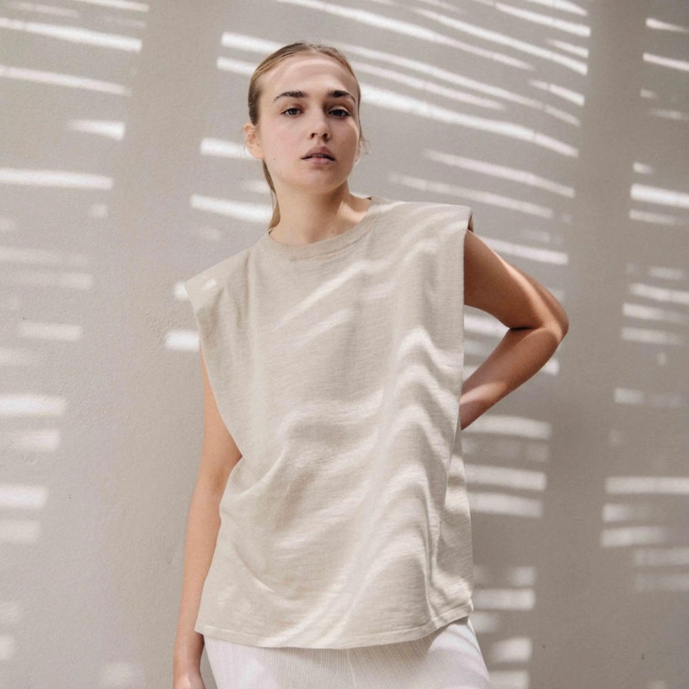 Aylin Koenig linen top - XS/small